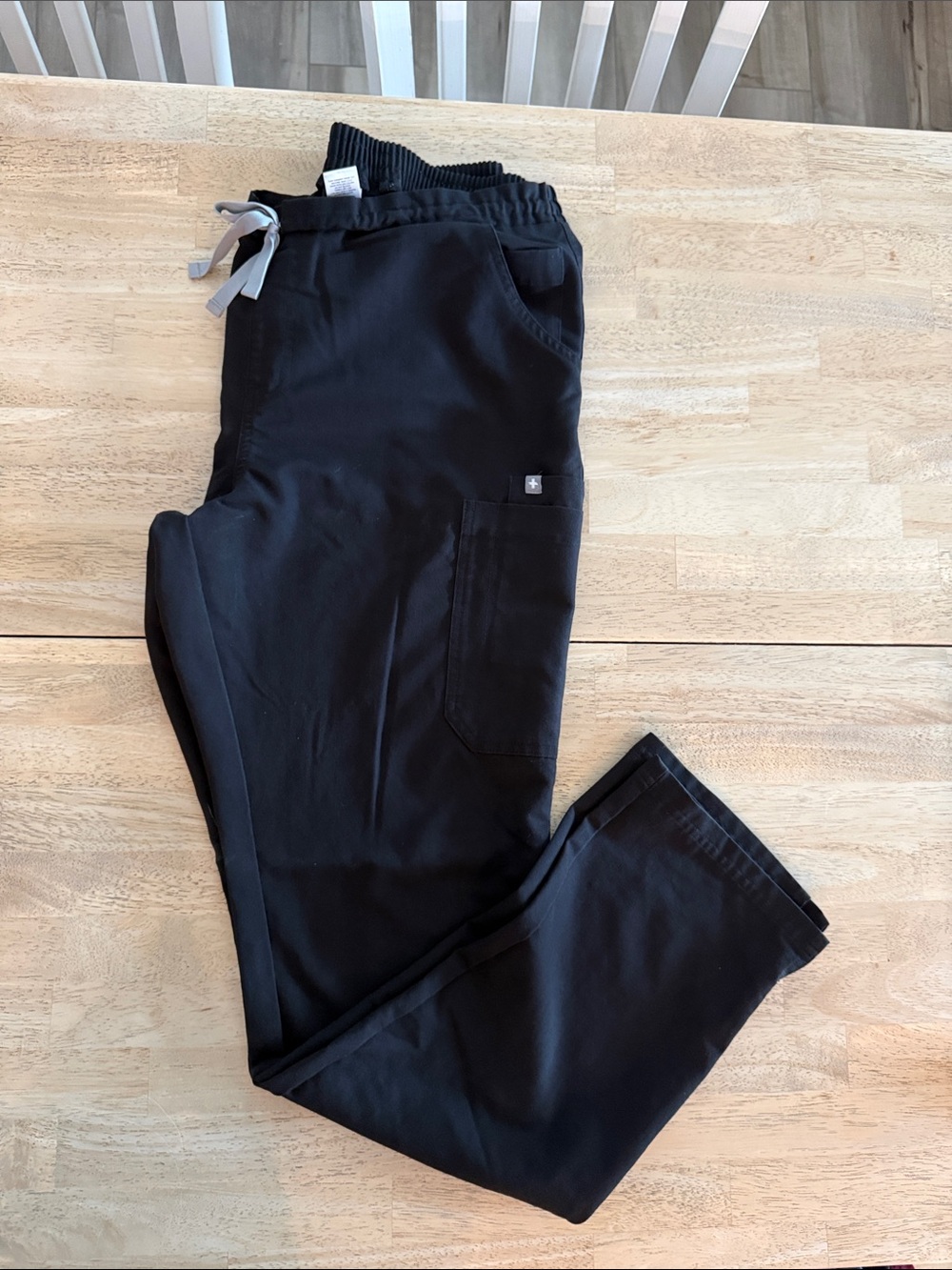 Figs Women’s Black Yola Skinny scrub pants large tall